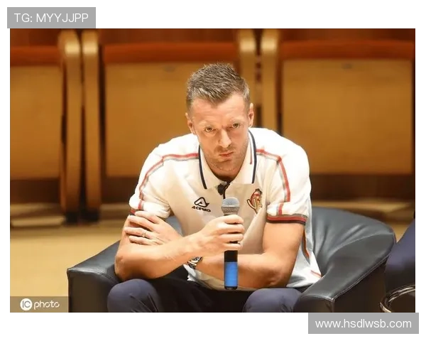 克雷莫内塞主帅强调下半场表现出色需合理分配体能以保持竞争力